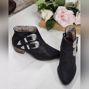 Band of Gypsies Black Silver Ankle Booties
